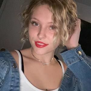 Meet your Posher, Kaylee